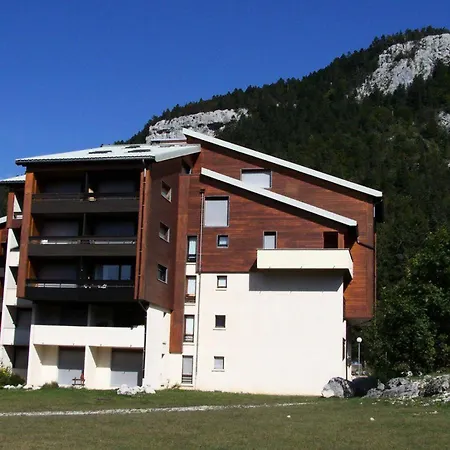 Apartment La Grande Traversee - Pied Des Pistes Mae-3824